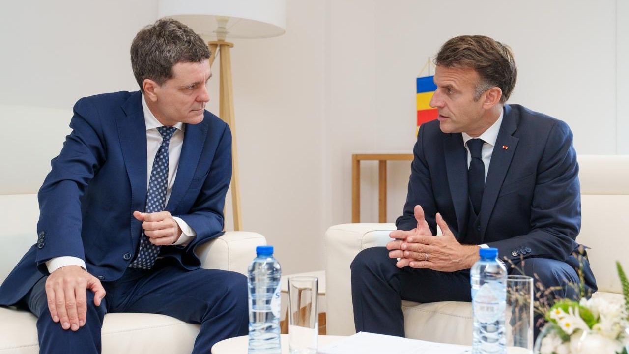Nicușor Dan i-a transmis lui Macron îngrijorarea României privind atacurile cu drone din Marea Neagră
