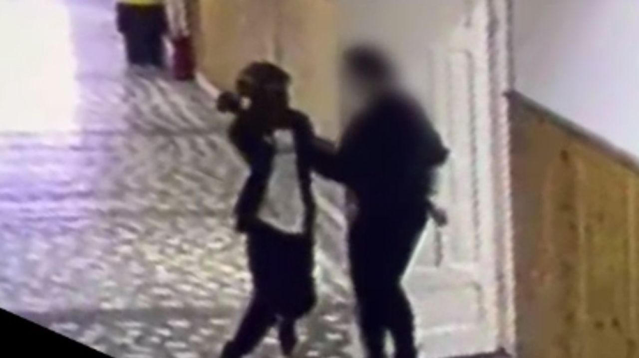 Detalii dramatice din înregistrarea cu atacul elevului de la școala din Bistrița