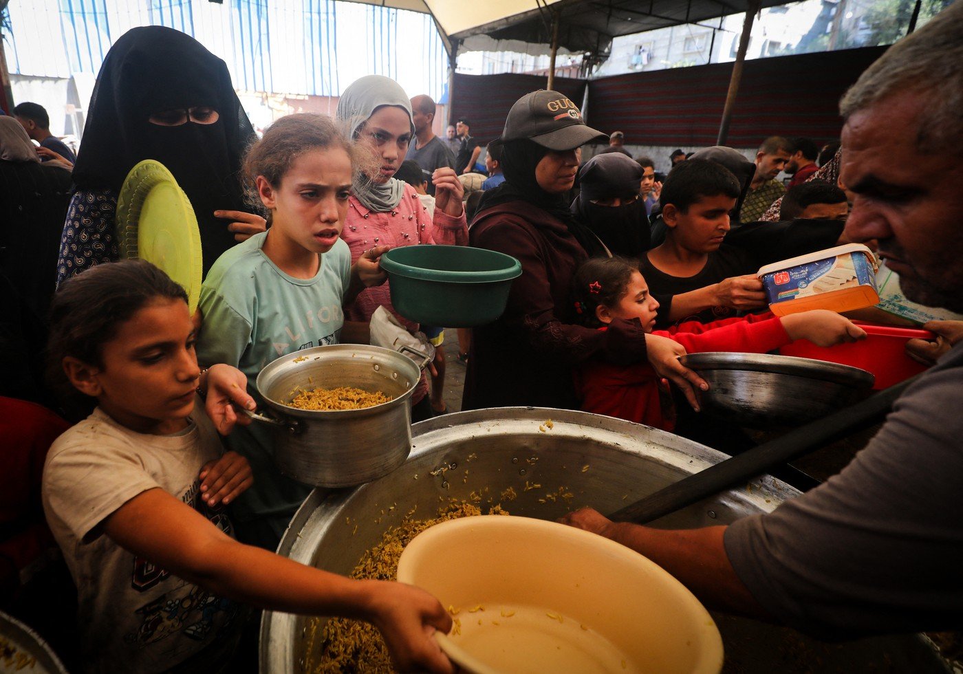 ONU va reduce ajutoarele alimentare pentru 500.000 de palestinieni din Fâșia Gaza. Care este motivul invocat