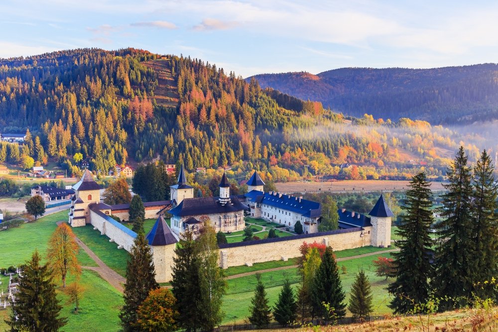 Regiunea din România desemnată cea mai subestimată destinație turistică din lume în 2027. Ce obiective nu trebuie ratate. FOTO