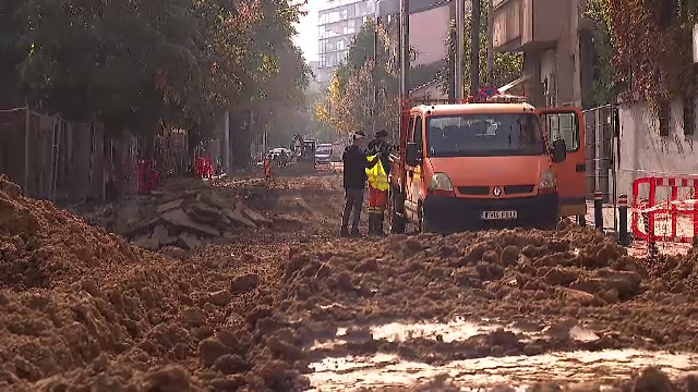 Bucureștiul, „paralizat” de lucrări. Un șofer a făcut 4 km într-o oră și jumătate: „Este groaznic”