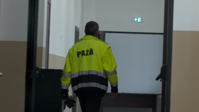 paznic scoala