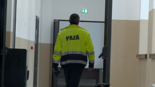 Mai mulți paznici, control strict, instruire specială a cadrelor didactice. Măsuri speciale în cele 6.000 de școli din România
