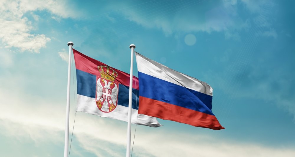 Rusia si serbia shutterstock