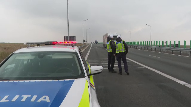 „A plouat cu amenzi” pe Drumul Expres Craiova-Pitești. Polițiștii au organizat filtre în serie în trei județe