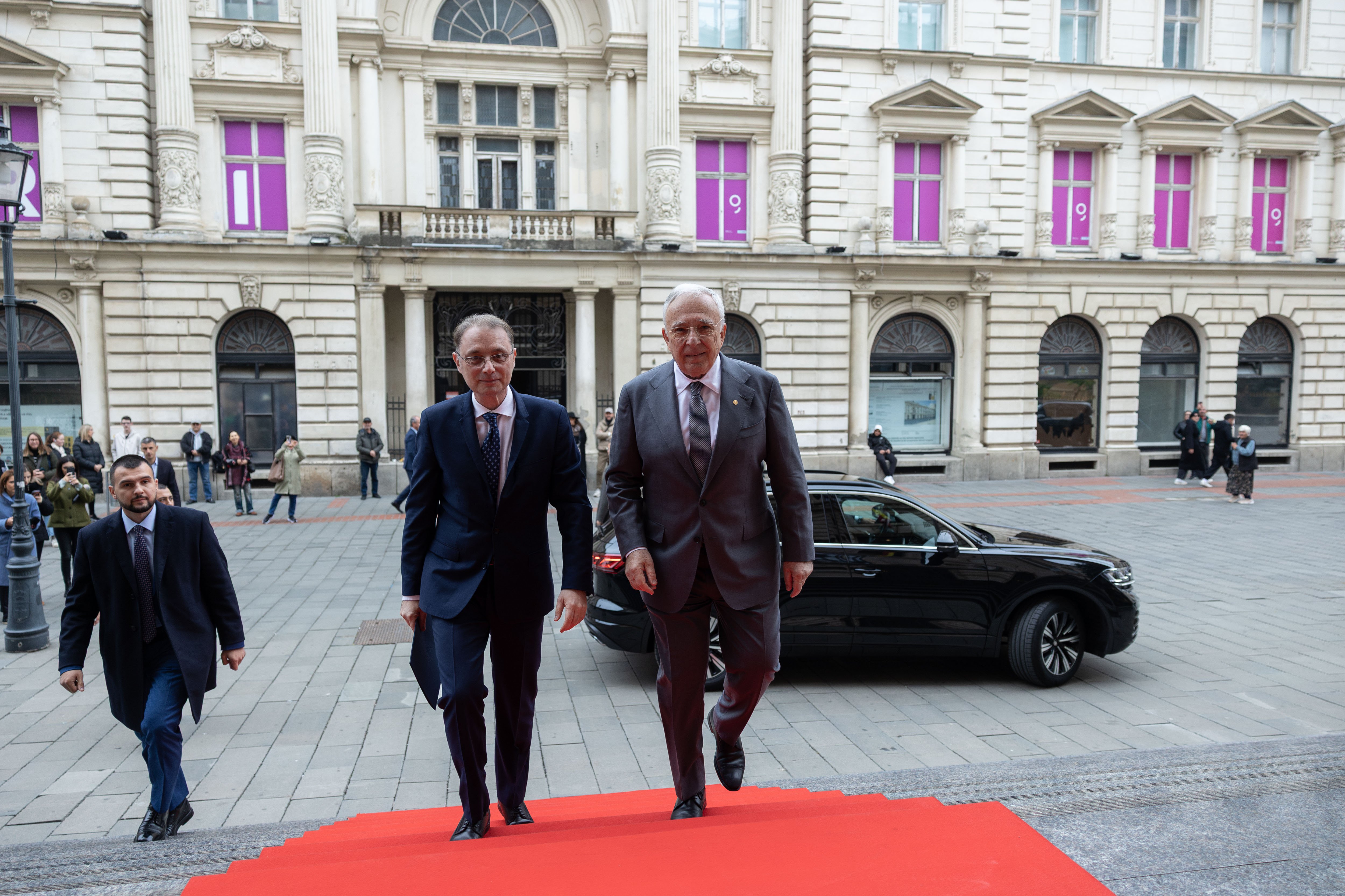 Luca Niculescu, întâlnire cu Mugur Isărescu înainte de rectificarea bugetară. Cifrele de care trebuie să țin cont Guvernul
