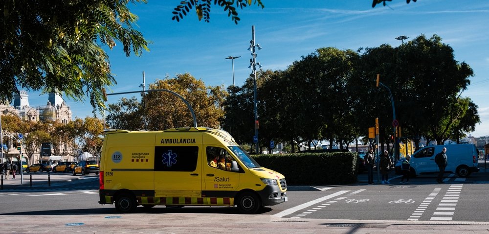 O șoferiță de ambulanță din Spania a muncit 80 de ore suplimentare fără să fie plătită. Ce despăgubiri a primit după 5 ani