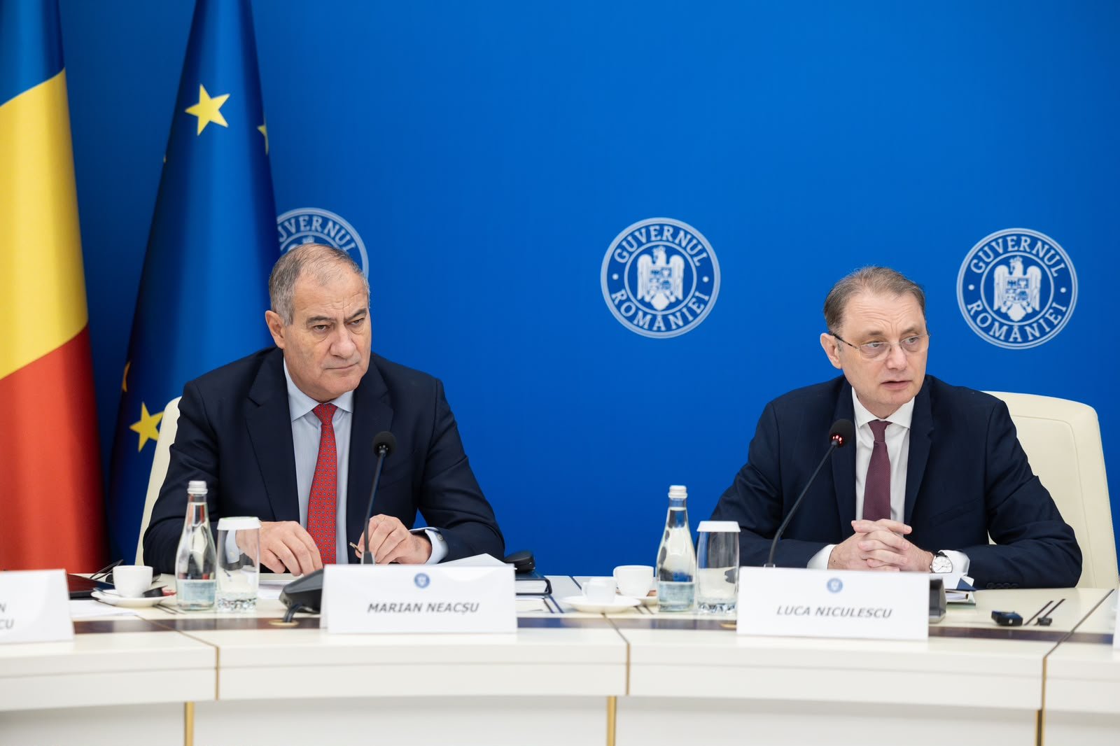 Guvernul caută bani la buget, dar promite că nu va crește taxele și impozitele în 2027. Ce soluții are Luca Niculescu