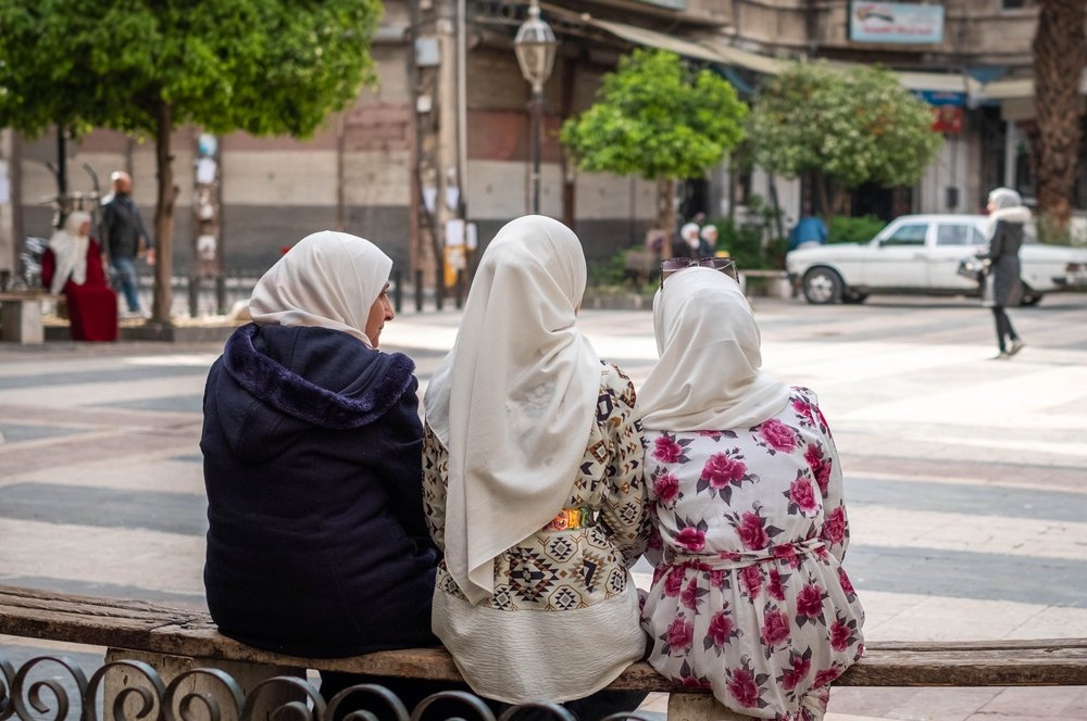 Siria se îndreaptă spre un regim totalitar. Dispar imaginile cu femei și opere de artă din manualele școlare
