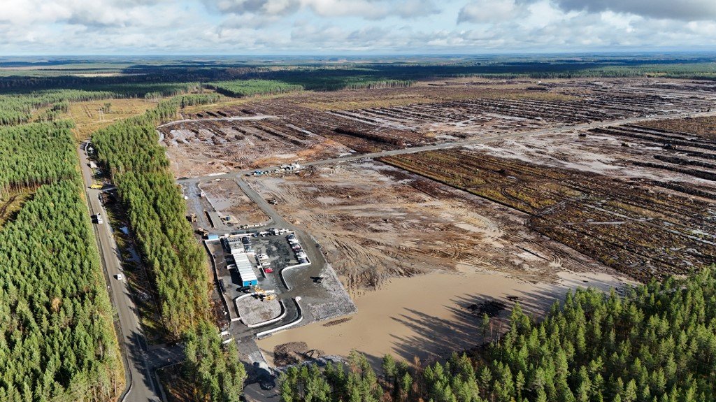 Poliția finlandeză a deschis o anchetă penală după defrișarea a 330 de hectare de pădure pentru un centru de date Google