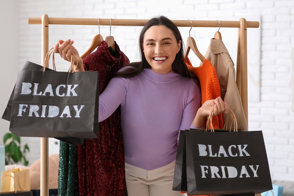 Black Friday 2026 la haine și încălțăminte. Reduceri la Fashion Days, Answear, About You și Zalando