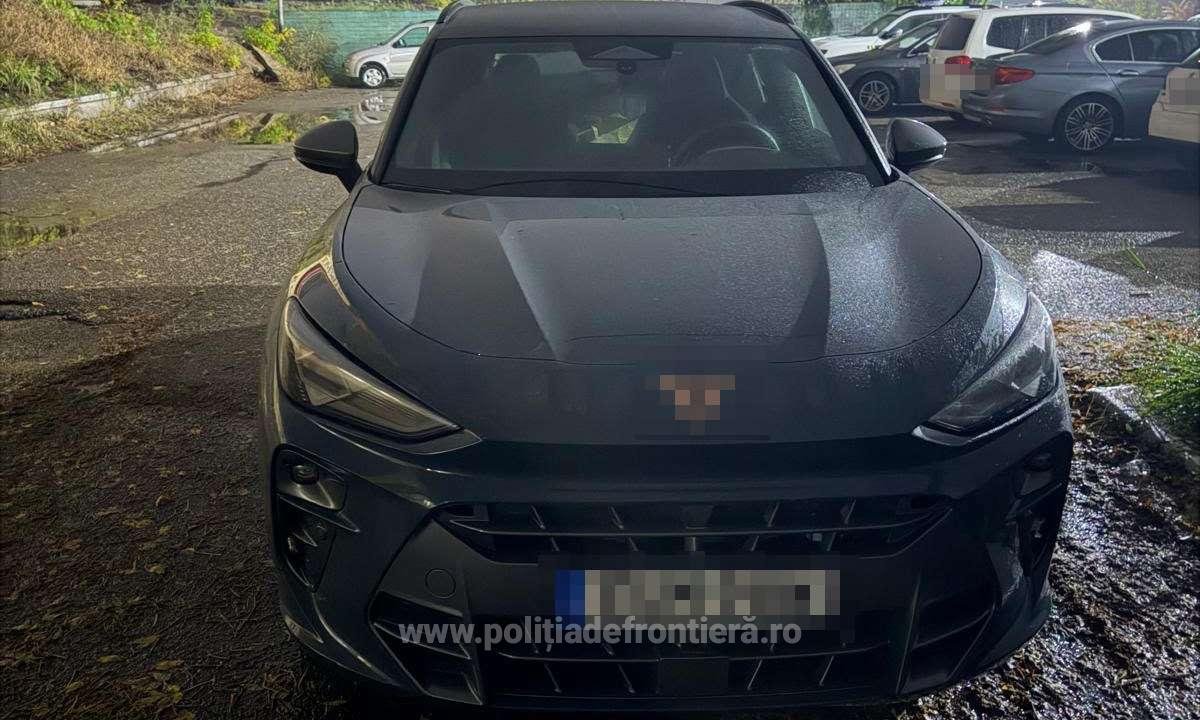 Mașină de 162.000 de lei, căutată în străinătate, a fost descoperită pe DN 5. Pentru ce este cercetat șoferul